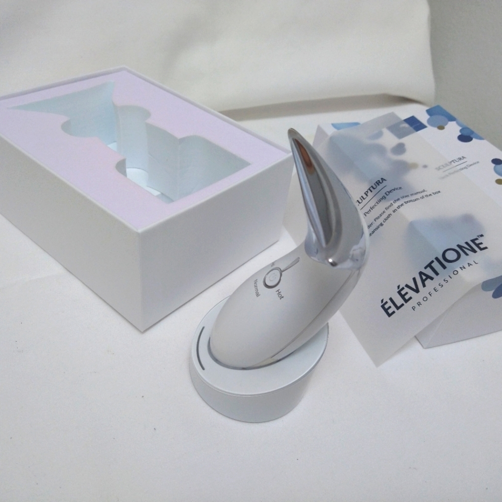 Elevatione sculptural. Neck sculpting device.
